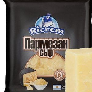 Сыр Ricrem Пармезан 42% фас 180г без змж