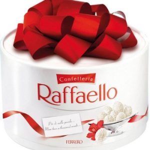 Конфеты Raffaello торт 100г