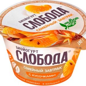 Биойогурт Слобода Семейный завтрак изюм/яблоко/мандарин/орех 5% 190г без змж